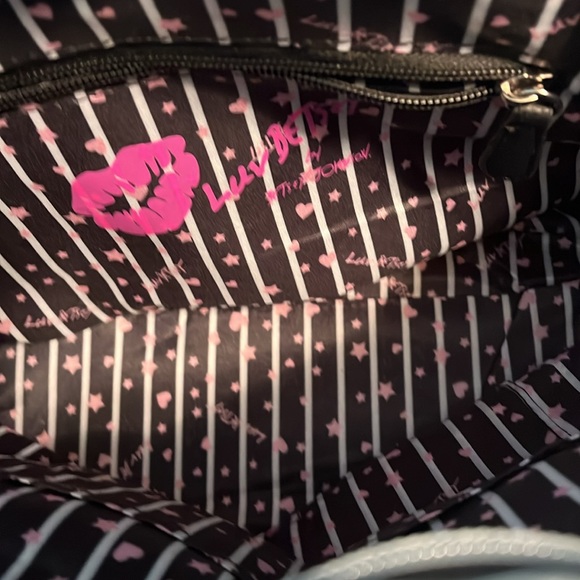 Luv Betsey blue quilted nylon tote with drop handles two outer pockets - Picture 4 of 11